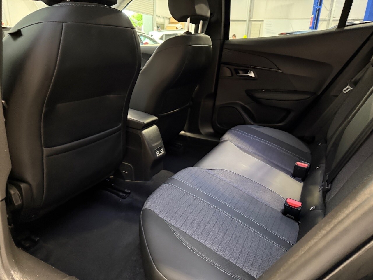 Used Peugeot 2008 2021 for sale - 76220382: Photo 30