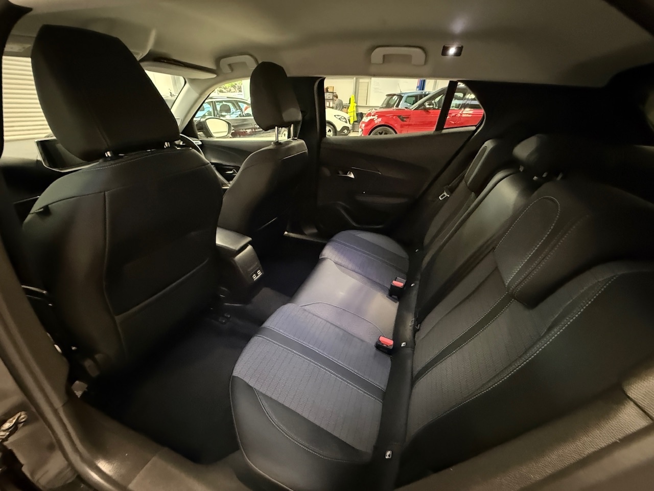 Used Peugeot 2008 2021 for sale - 76220382: Photo 31