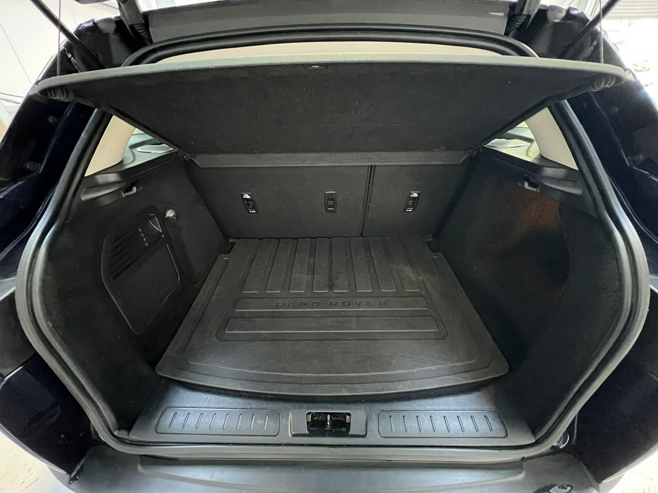 Vehicle 33