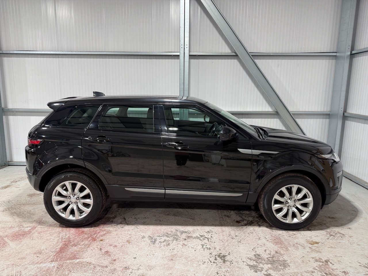 Used Land Rover Range Rover Evoque 2017 for sale - 76910945: Photo 40