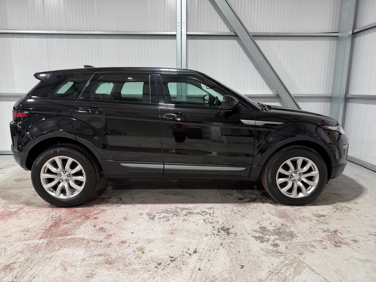 Used Land Rover Range Rover Evoque 2017 for sale - 76910945: Photo 41