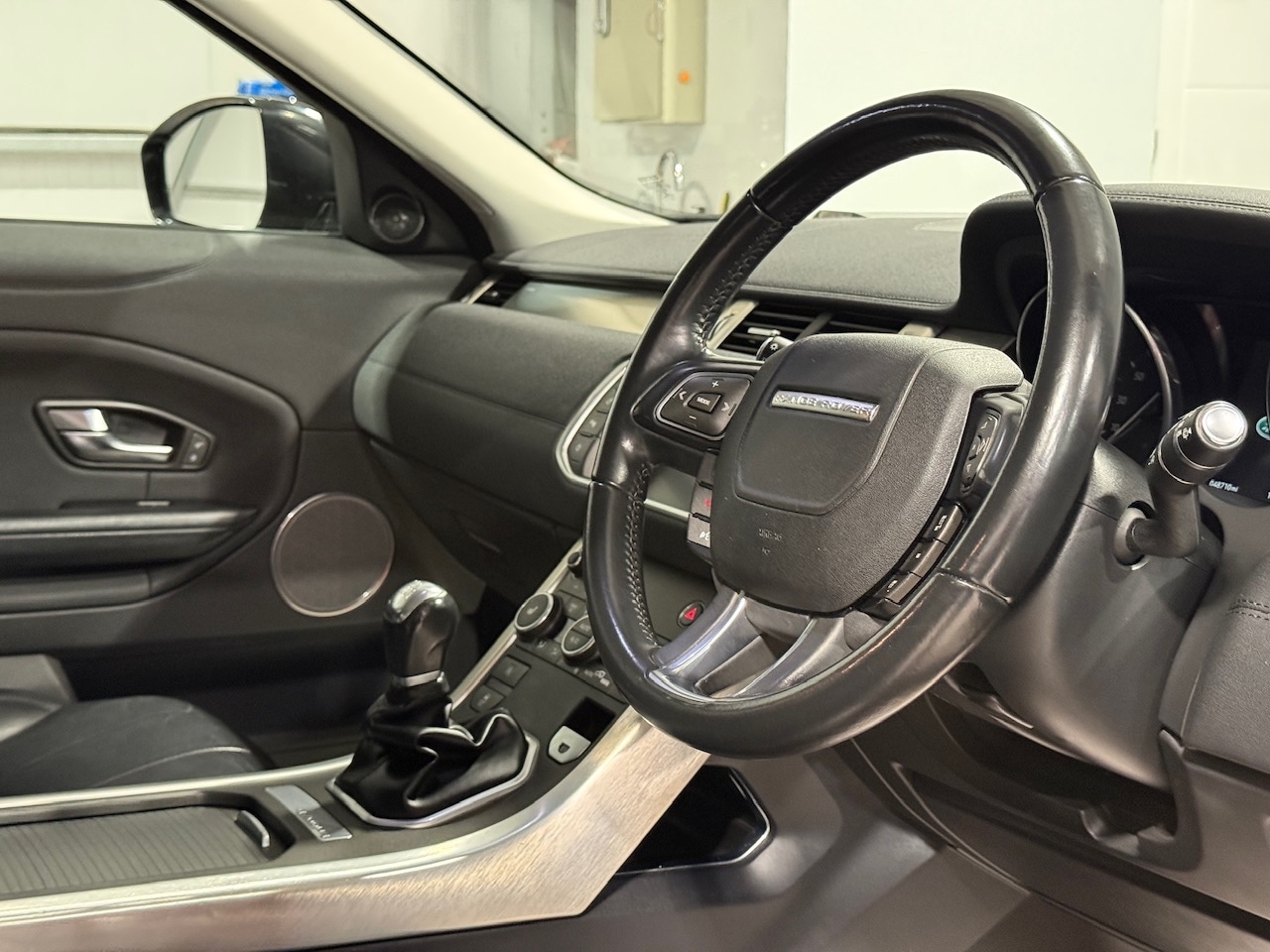 Used Land Rover Range Rover Evoque 2017 for sale - 76910945: Photo 9