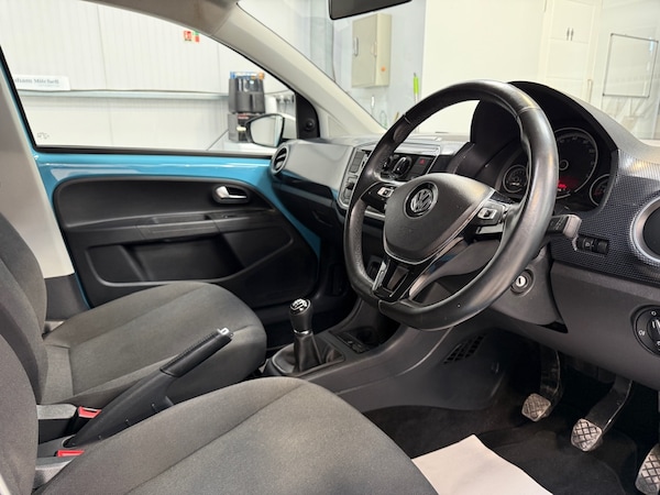 Used Volkswagen up! 2017 for sale - 76177572: Photo 15