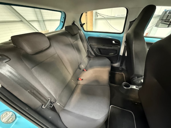 Used Volkswagen up! 2017 for sale - 76177572: Photo 27