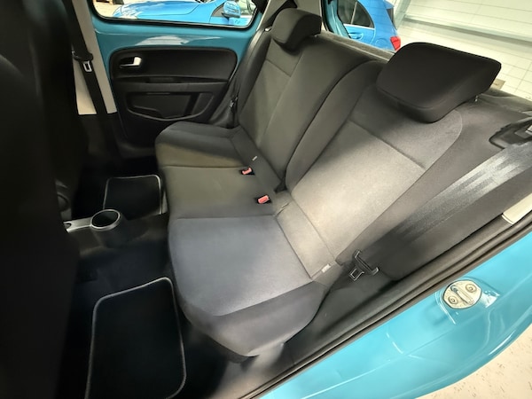 Used Volkswagen up! 2017 for sale - 76177572: Photo 30