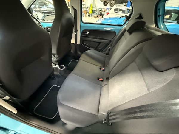 Used Volkswagen up! 2017 for sale - 76177572: Photo 31