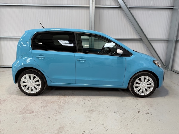 Used Volkswagen up! 2017 for sale - 76177572: Photo 39