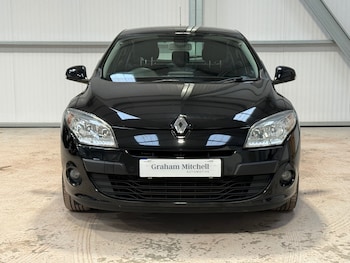 Used Renault Megane 2011 for sale - 77917831: Photo