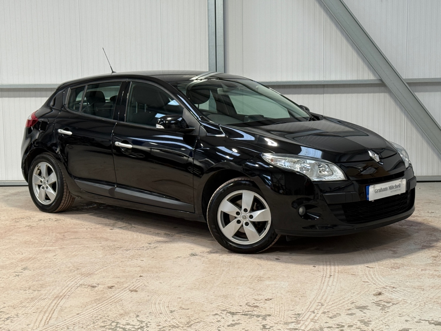 Used Renault Megane 2011 for sale - 77917831: Photo 3