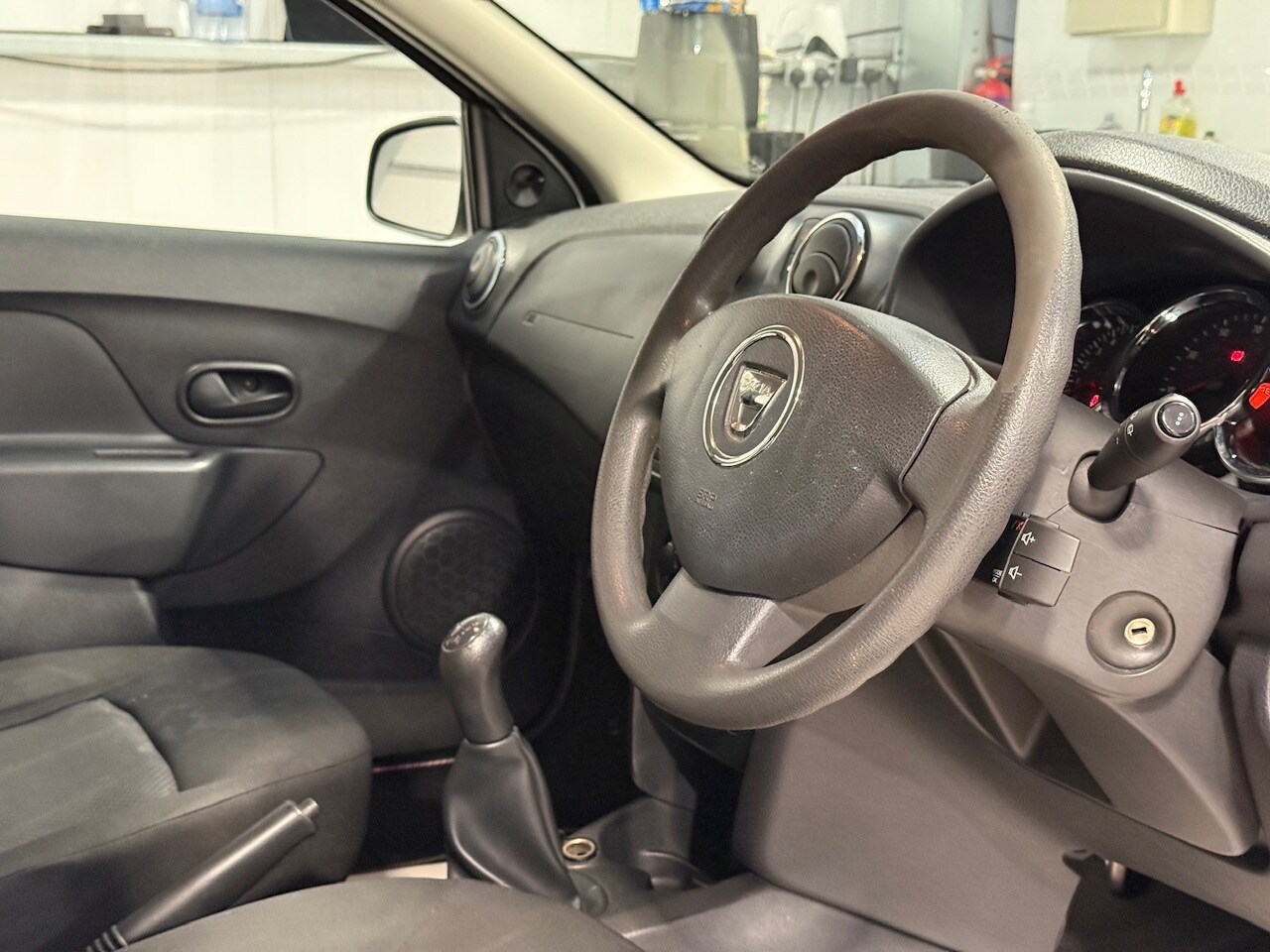 Used Dacia Sandero 2015 for sale - 77931340: Photo 10