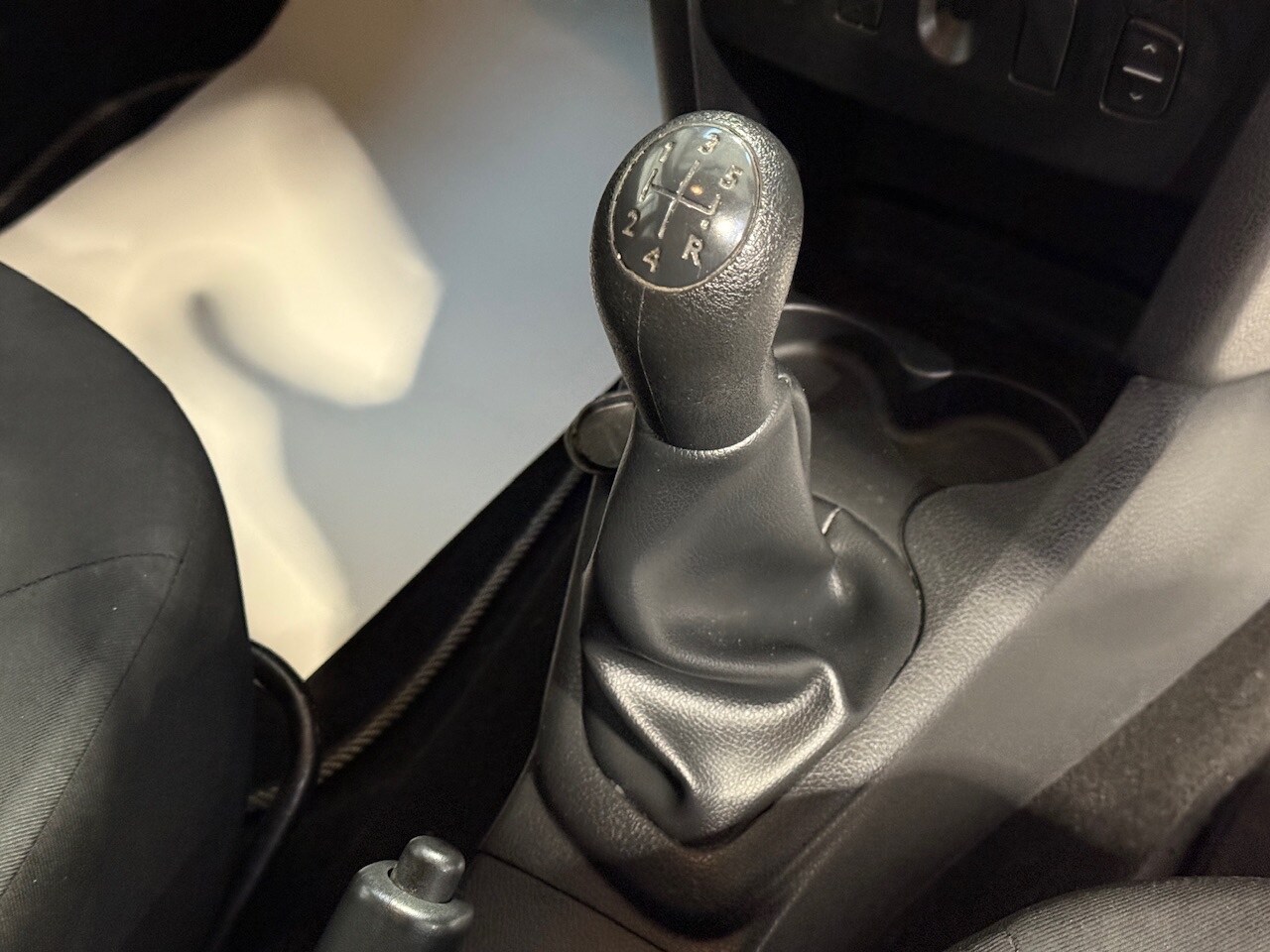 Used Dacia Sandero 2015 for sale - 77931340: Photo 11