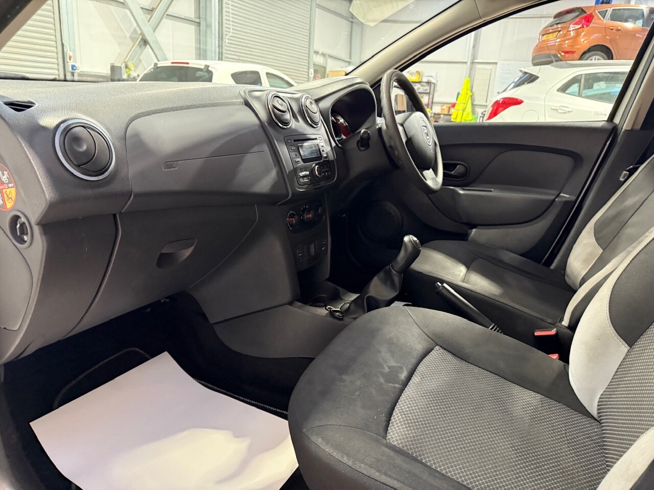 Used Dacia Sandero 2015 for sale - 77931340: Photo 22