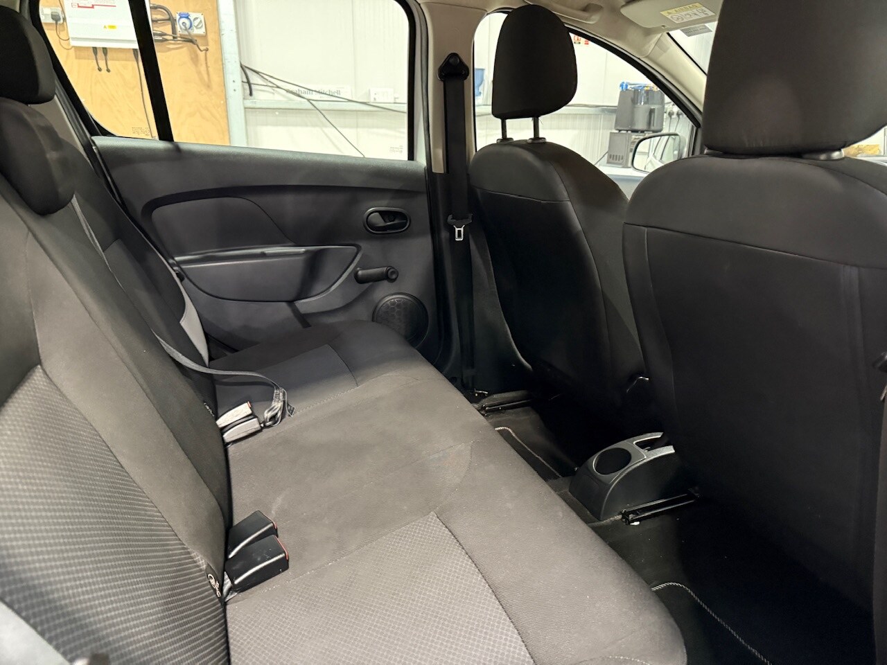 Used Dacia Sandero 2015 for sale - 77931340: Photo 26