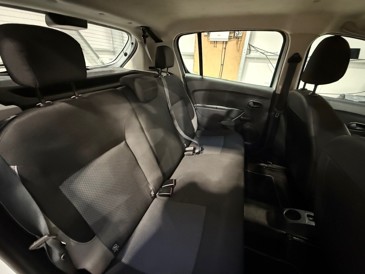 Used Dacia Sandero 2015 for sale - 77931340: Photo 27