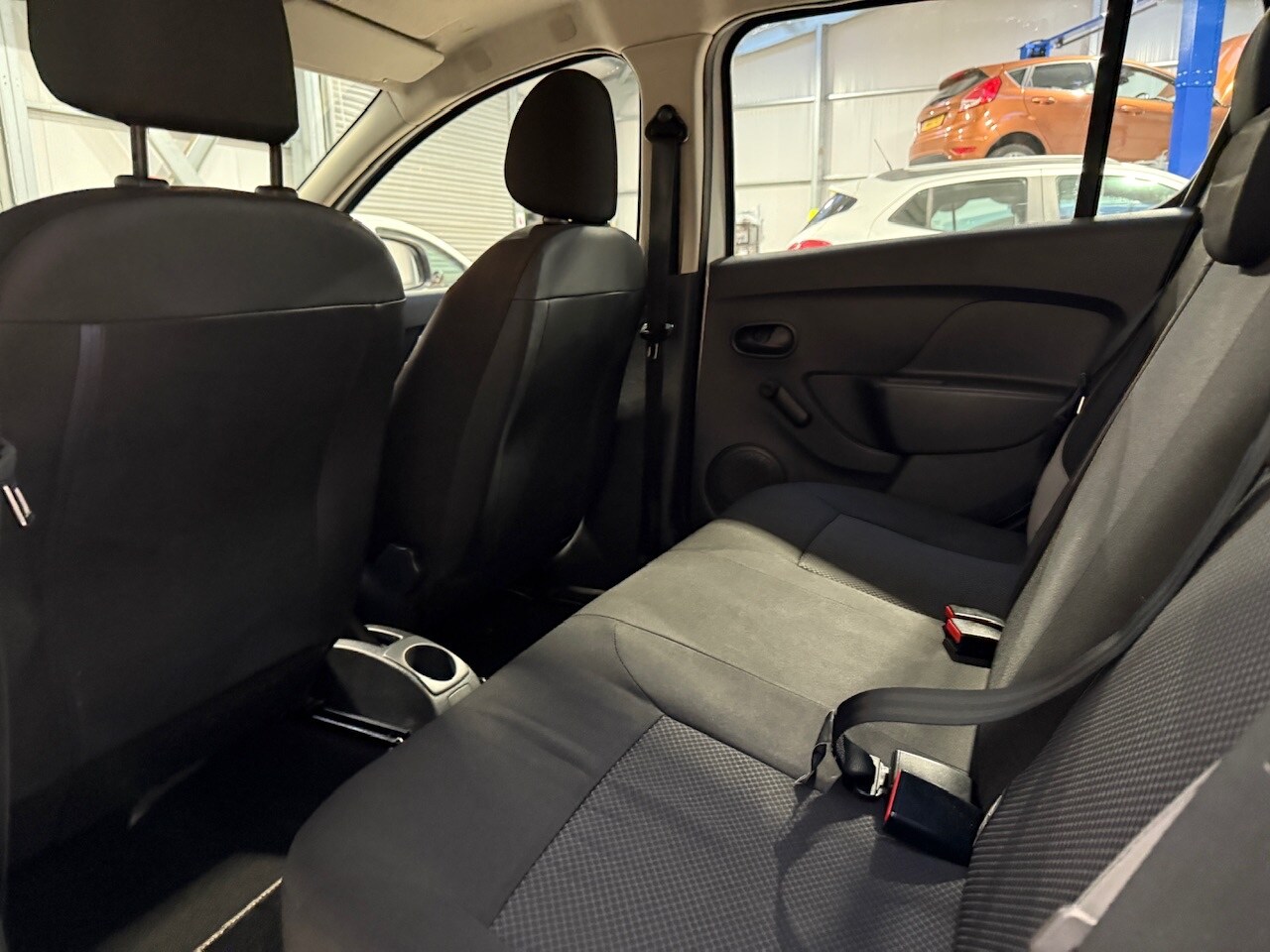 Used Dacia Sandero 2015 for sale - 77931340: Photo 32