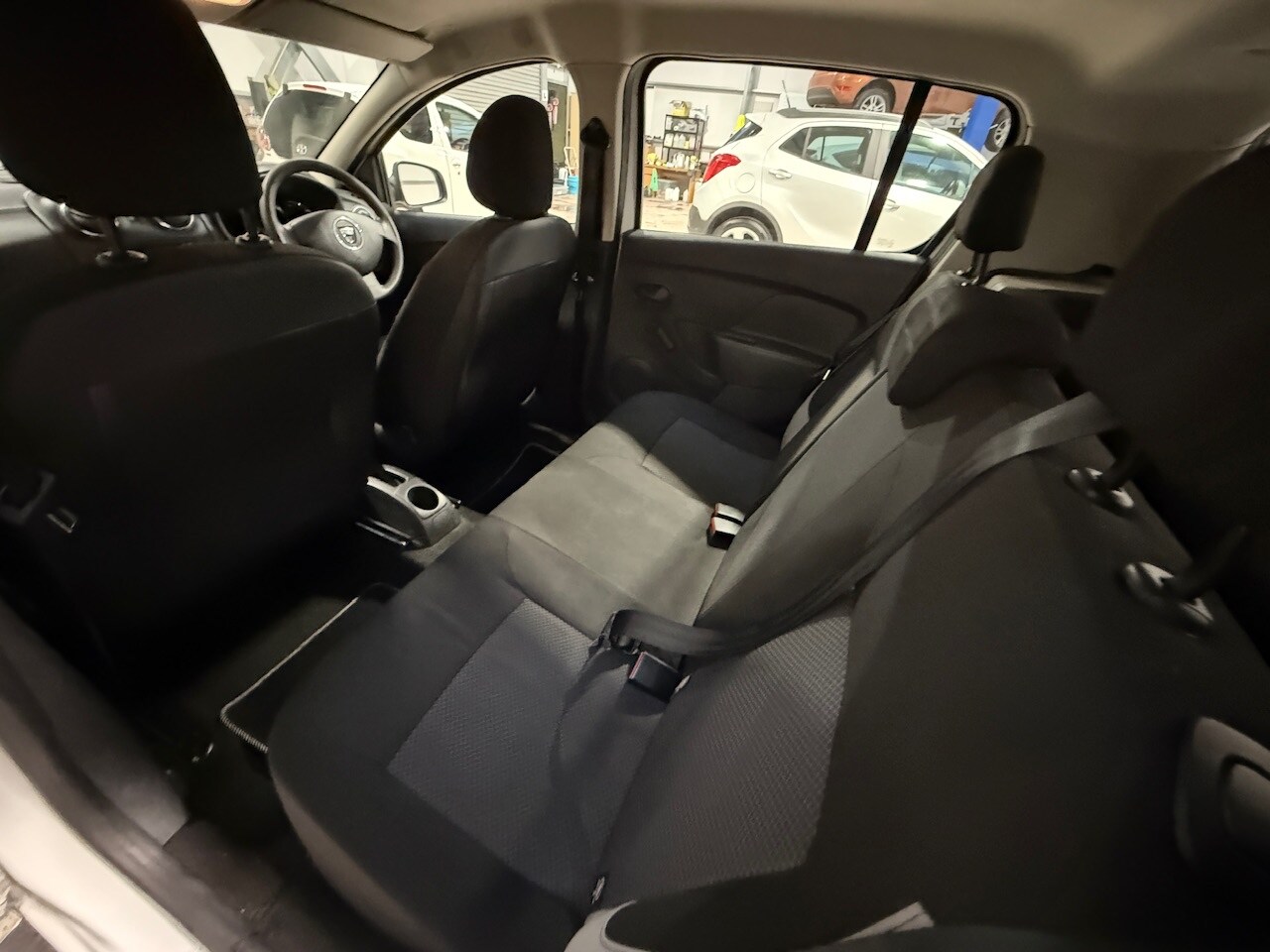 Used Dacia Sandero 2015 for sale - 77931340: Photo 34