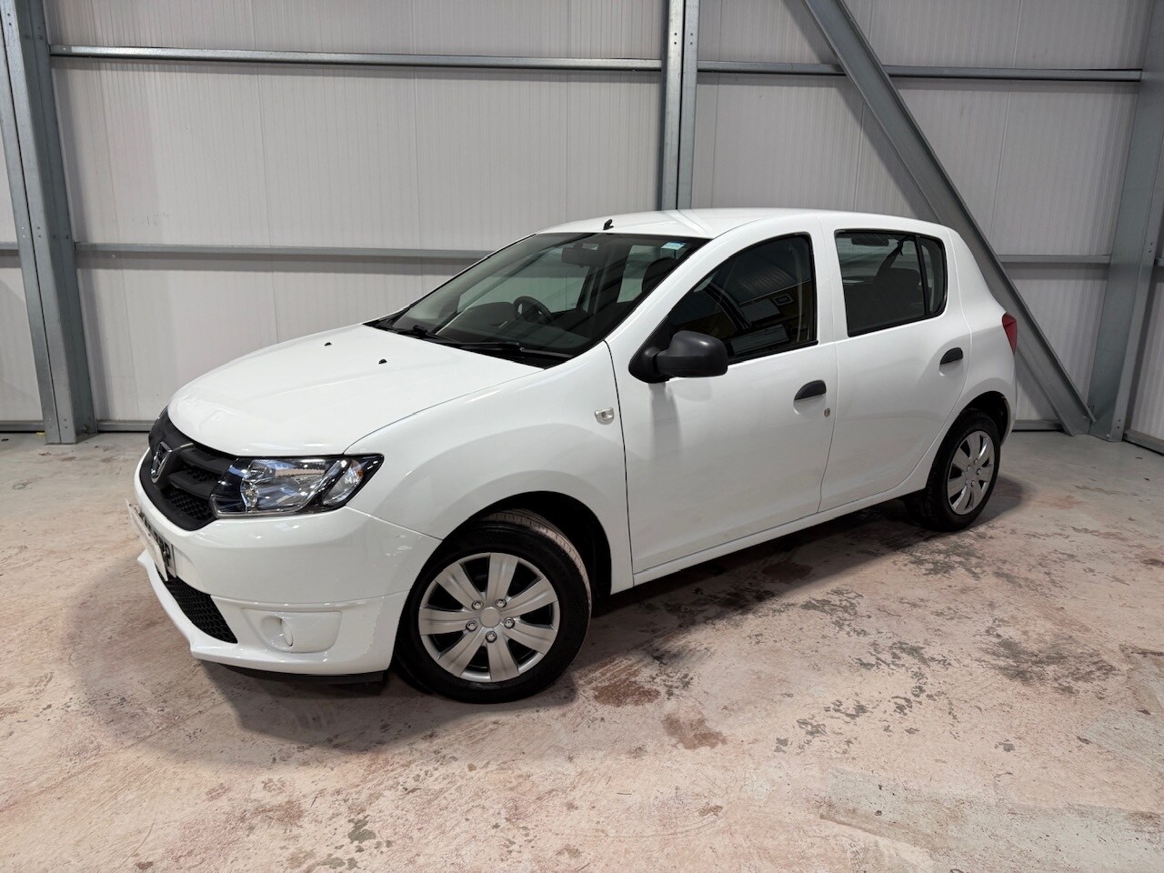 Used Dacia Sandero 2015 for sale - 77931340: Photo 38