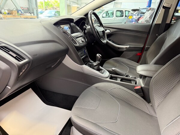 Used Ford Focus 2017 for sale - 75684681: Photo 20