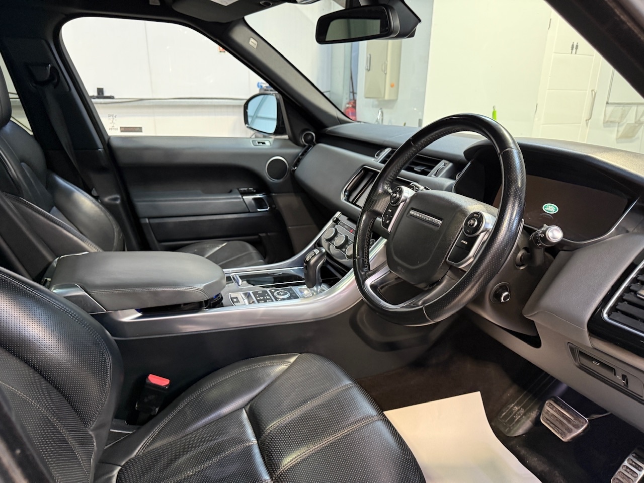 Used Land Rover Range Rover Sport 2014 for sale - 76897192: Photo 16