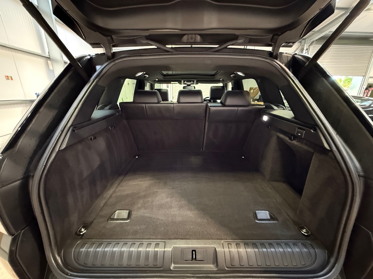 Used Land Rover Range Rover Sport 2014 for sale - 76897192: Photo 36