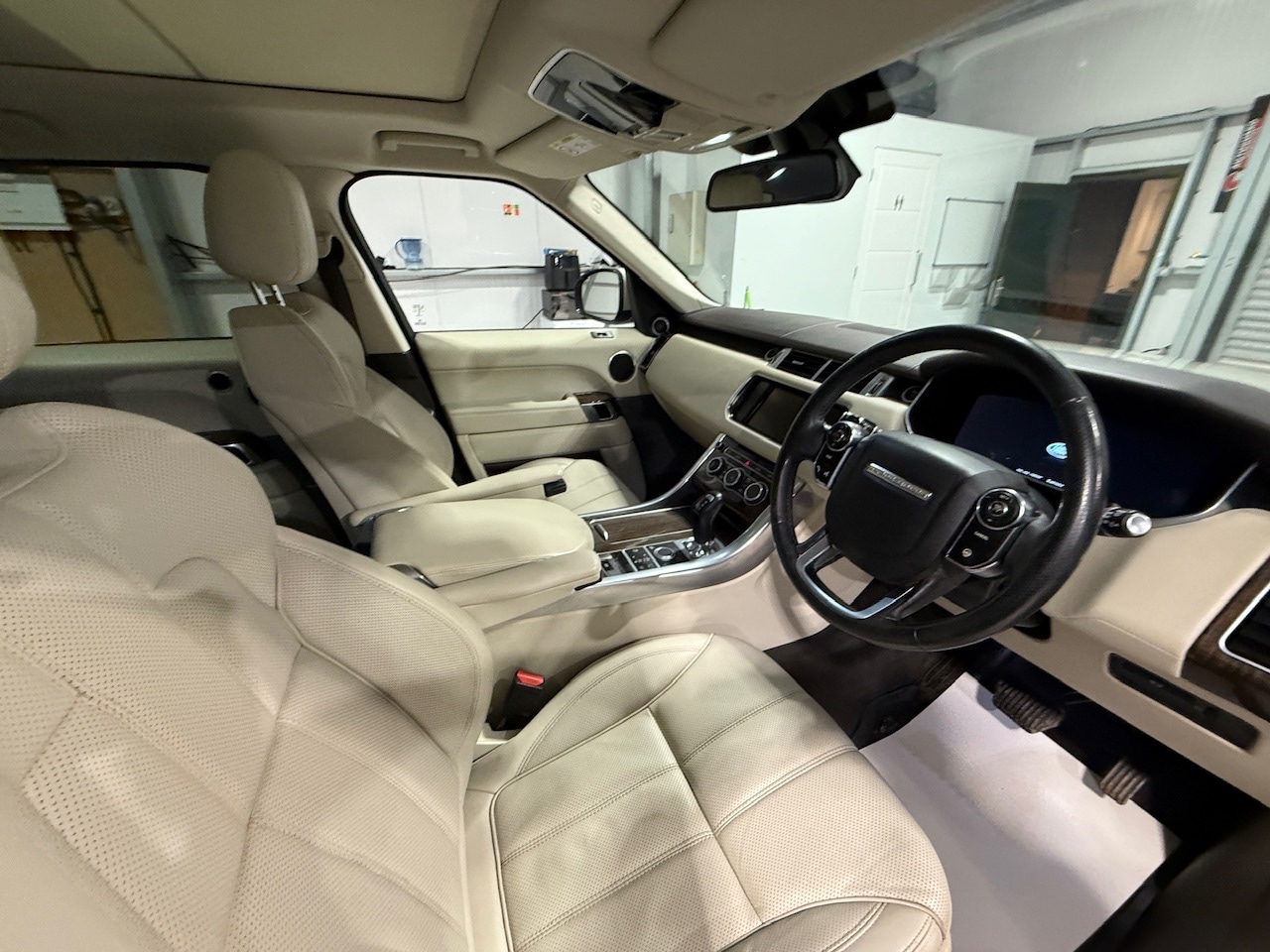 Used Land Rover Range Rover Sport 2013 for sale - 77379289: Photo 16