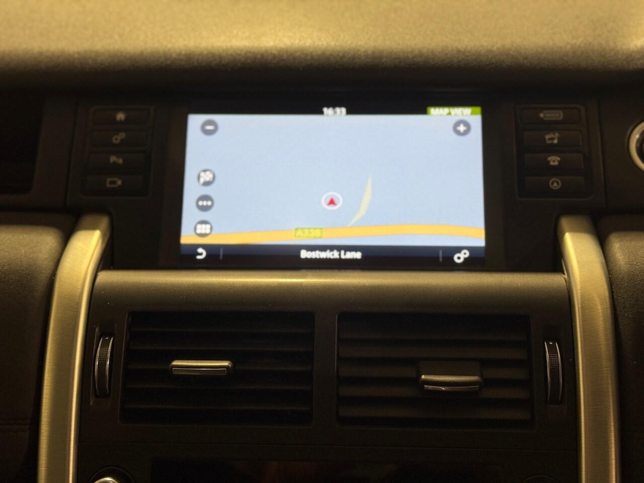 Used Land Rover Discovery Sport 2017 for sale - 77364396: Photo 10