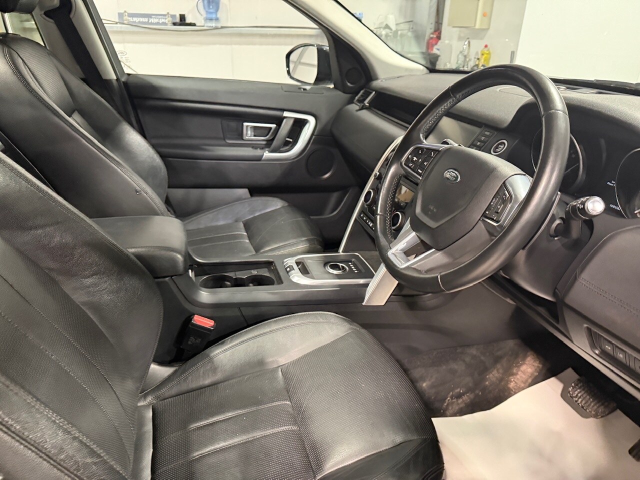 Used Land Rover Discovery Sport 2017 for sale - 77364396: Photo 16