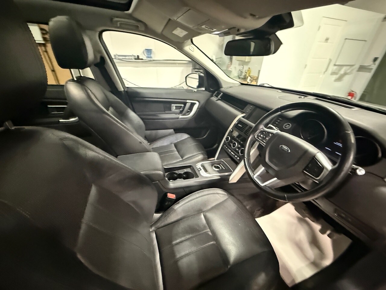 Used Land Rover Discovery Sport 2017 for sale - 77364396: Photo 18