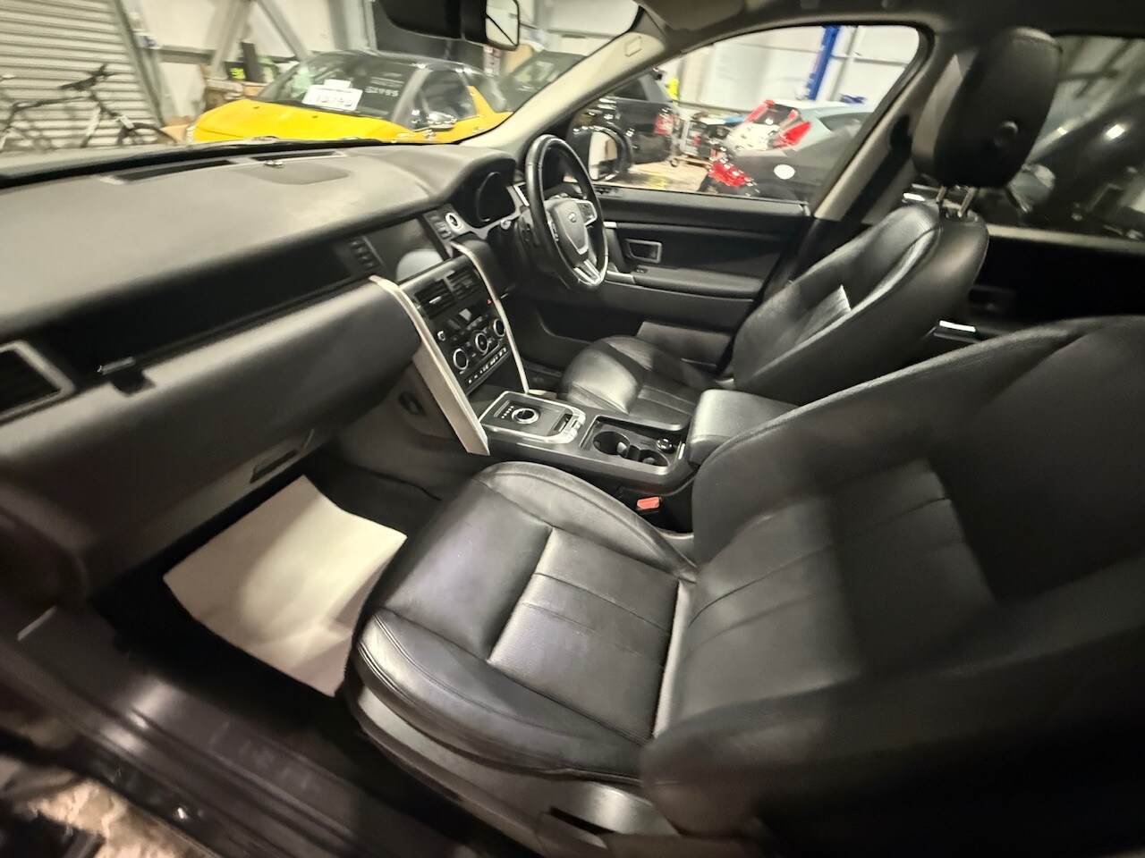 Used Land Rover Discovery Sport 2017 for sale - 77364396: Photo 24