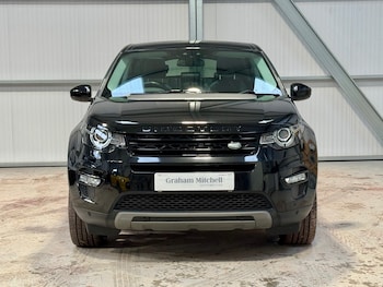 Used Land Rover Discovery Sport 2017 for sale - 77364396: Photo