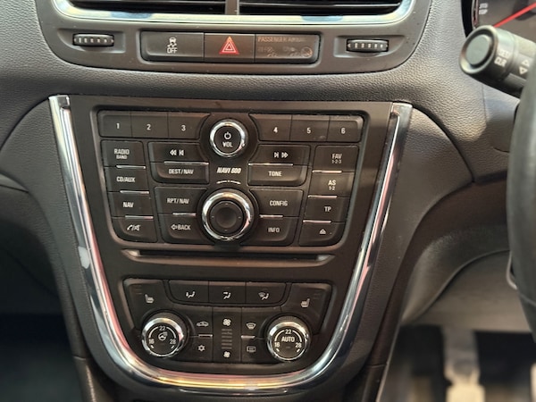 Used Vauxhall Mokka 2013 for sale - 76343838: Photo 12