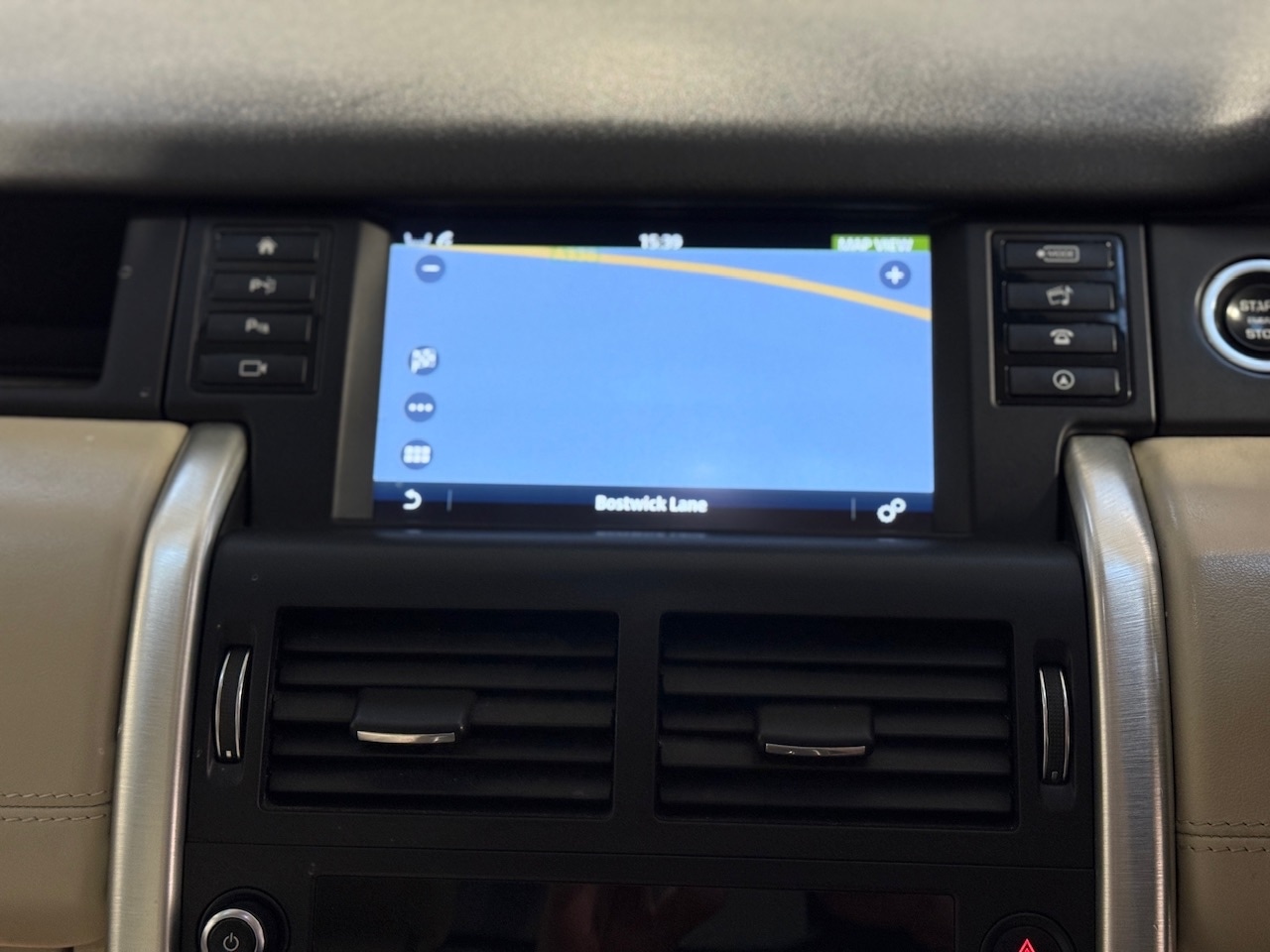 Used Land Rover Discovery Sport 2017 for sale - 77339506: Photo 13