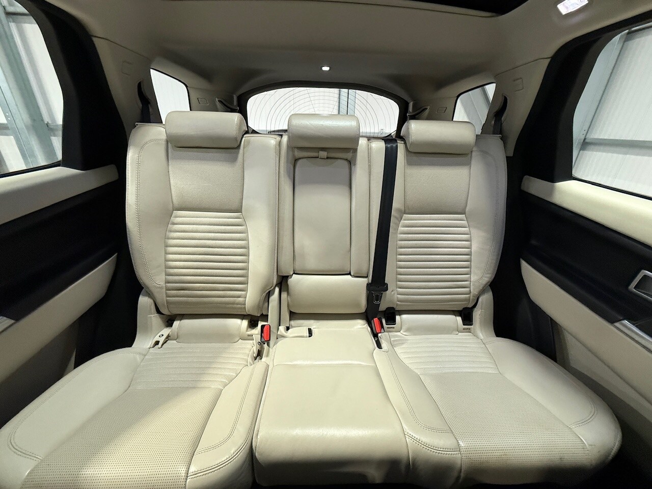 Used Land Rover Discovery Sport 2017 for sale - 77339506: Photo 31