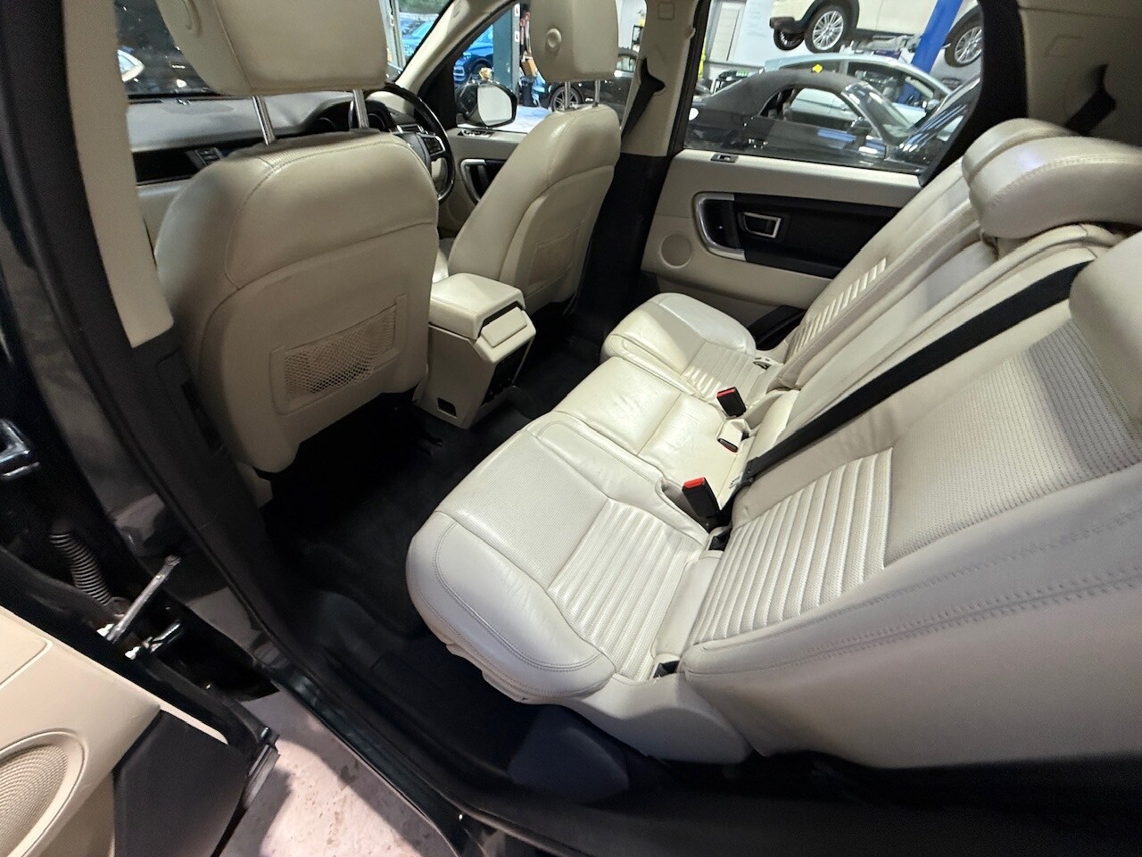 Used Land Rover Discovery Sport 2017 for sale - 77339506: Photo 35