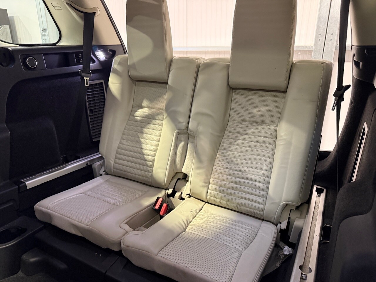 Used Land Rover Discovery Sport 2017 for sale - 77339506: Photo 36