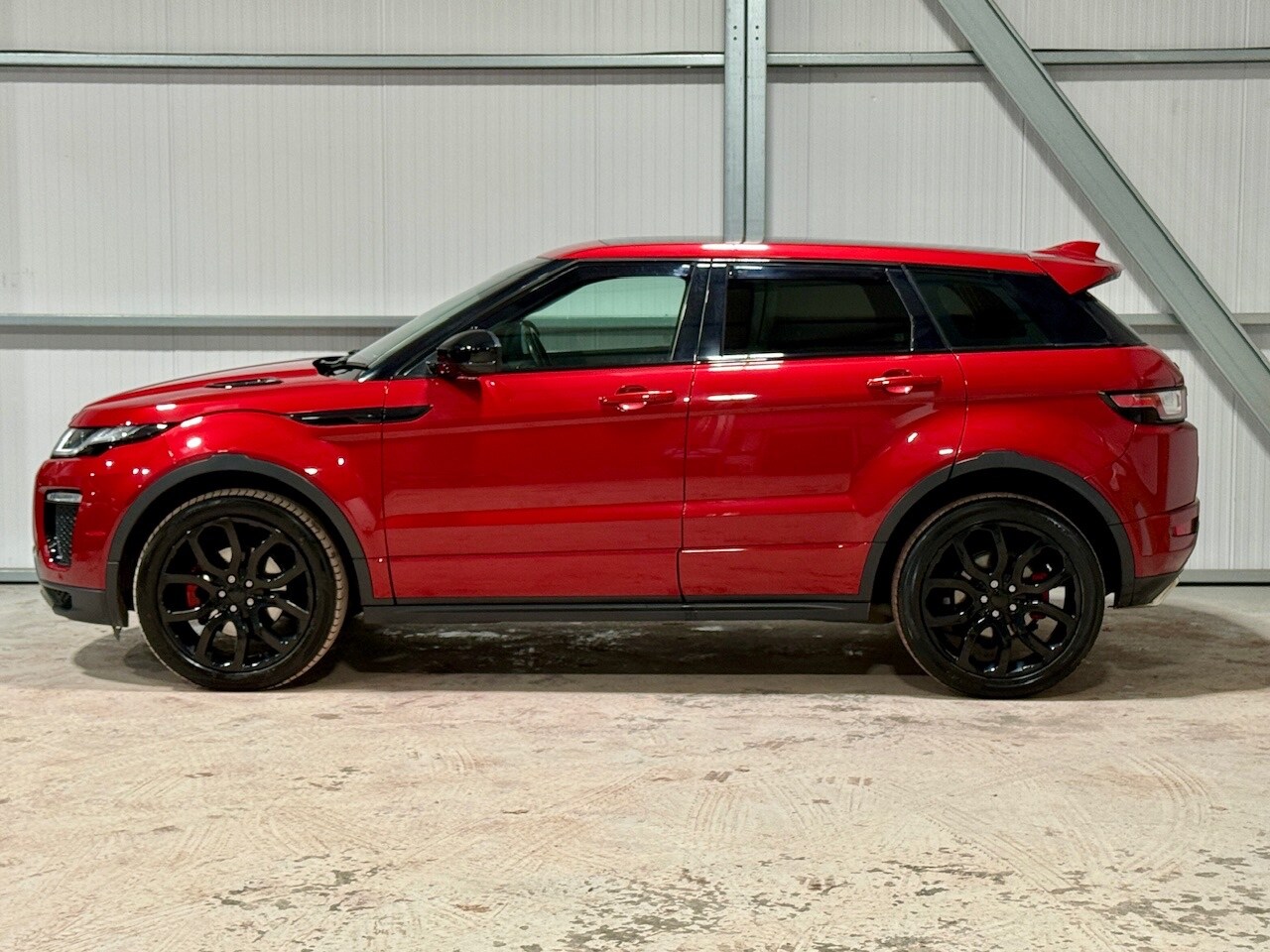 Used Land Rover Range Rover Evoque 2017 for sale - 77365580: Photo 8