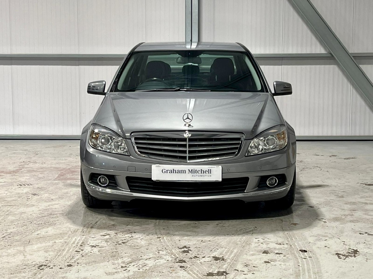 Used Mercedes-Benz C Class 2010 for sale - 76682412: Photo 2