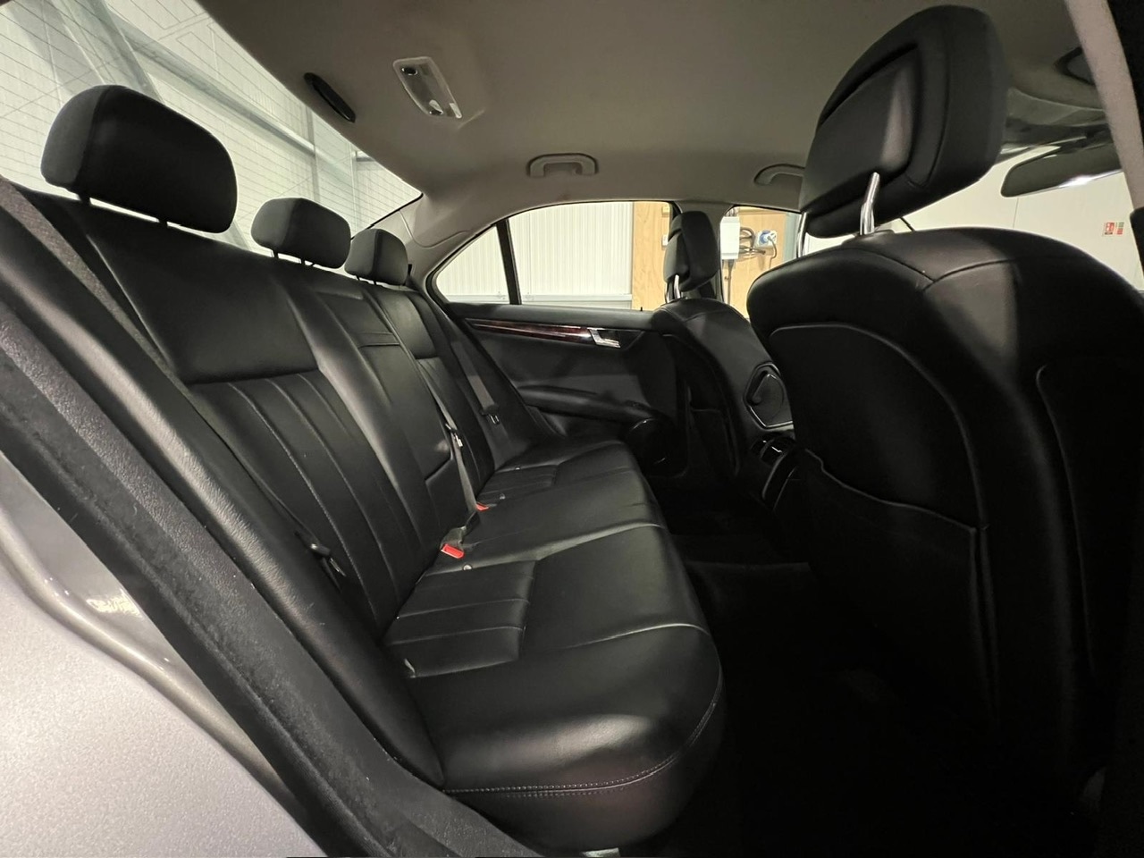 Used Mercedes-Benz C Class 2010 for sale - 76682412: Photo 23