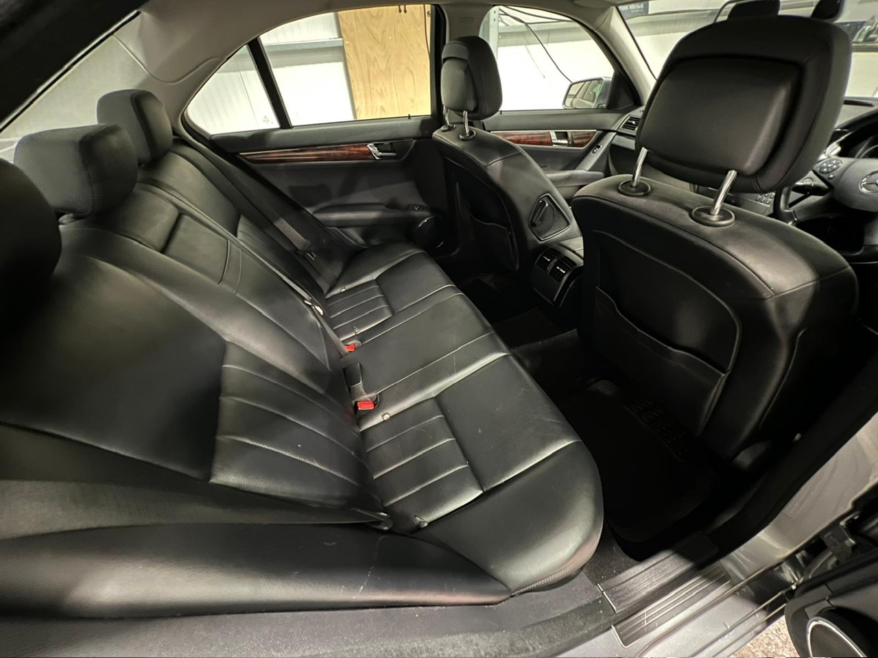 Used Mercedes-Benz C Class 2010 for sale - 76682412: Photo 24