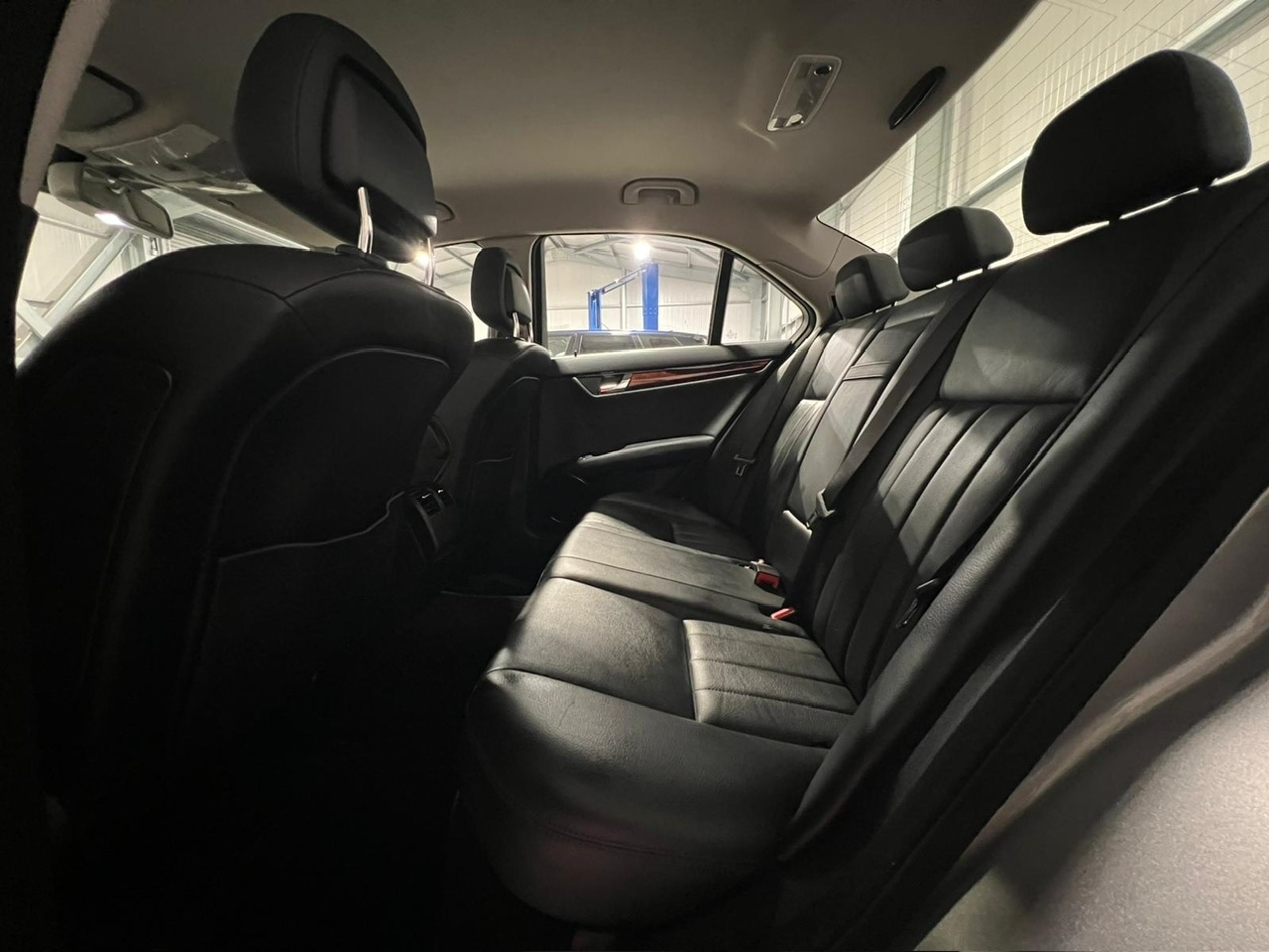 Used Mercedes-Benz C Class 2010 for sale - 76682412: Photo 28