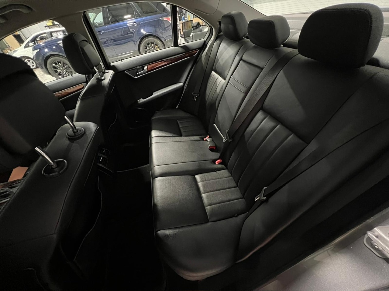 Used Mercedes-Benz C Class 2010 for sale - 76682412: Photo 29