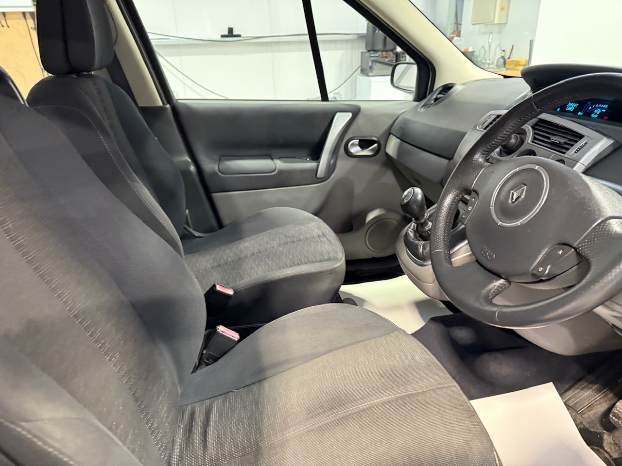 Used Renault Scenic 2007 for sale - 76910819: Photo 15