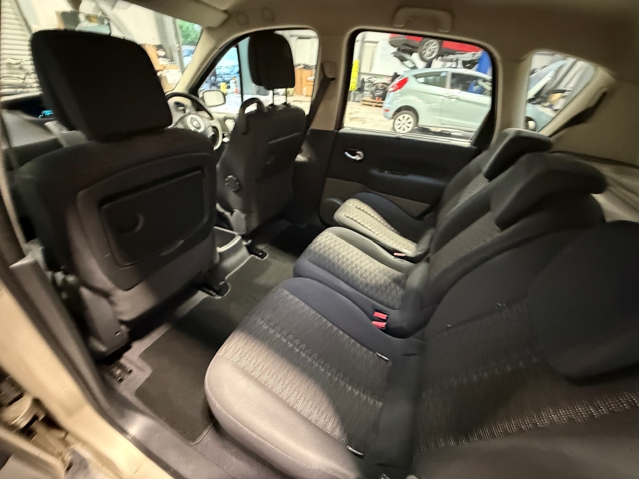 Used Renault Scenic 2007 for sale - 76910819: Photo 33