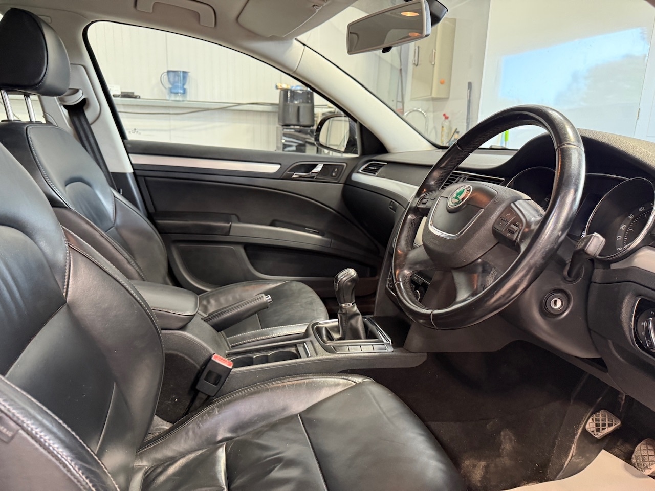 Used Skoda Superb 2011 for sale - 77918053: Photo 18