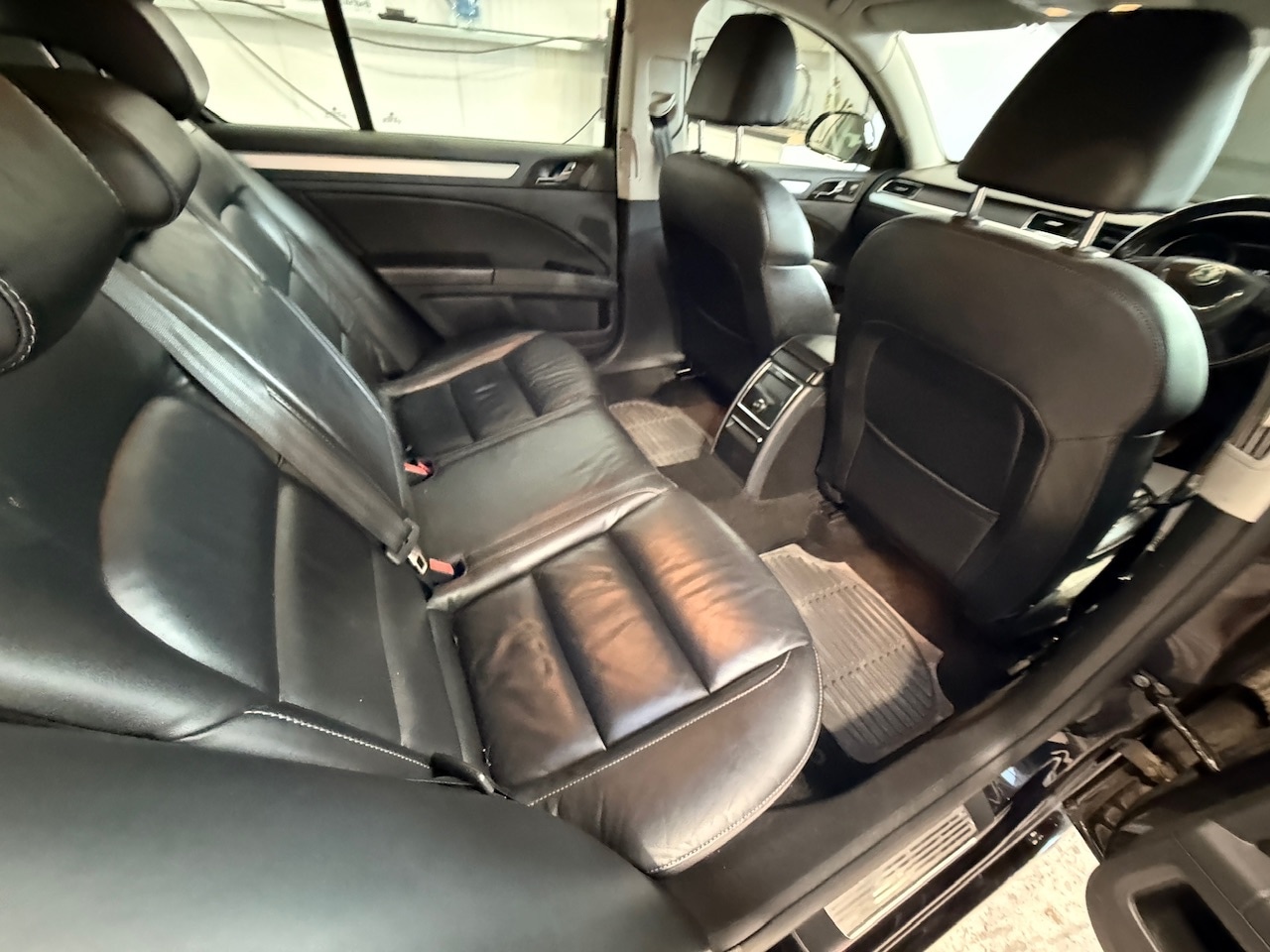 Used Skoda Superb 2011 for sale - 77918053: Photo 30