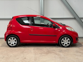 Used Peugeot 107 2011 for sale - 78424763: Photo