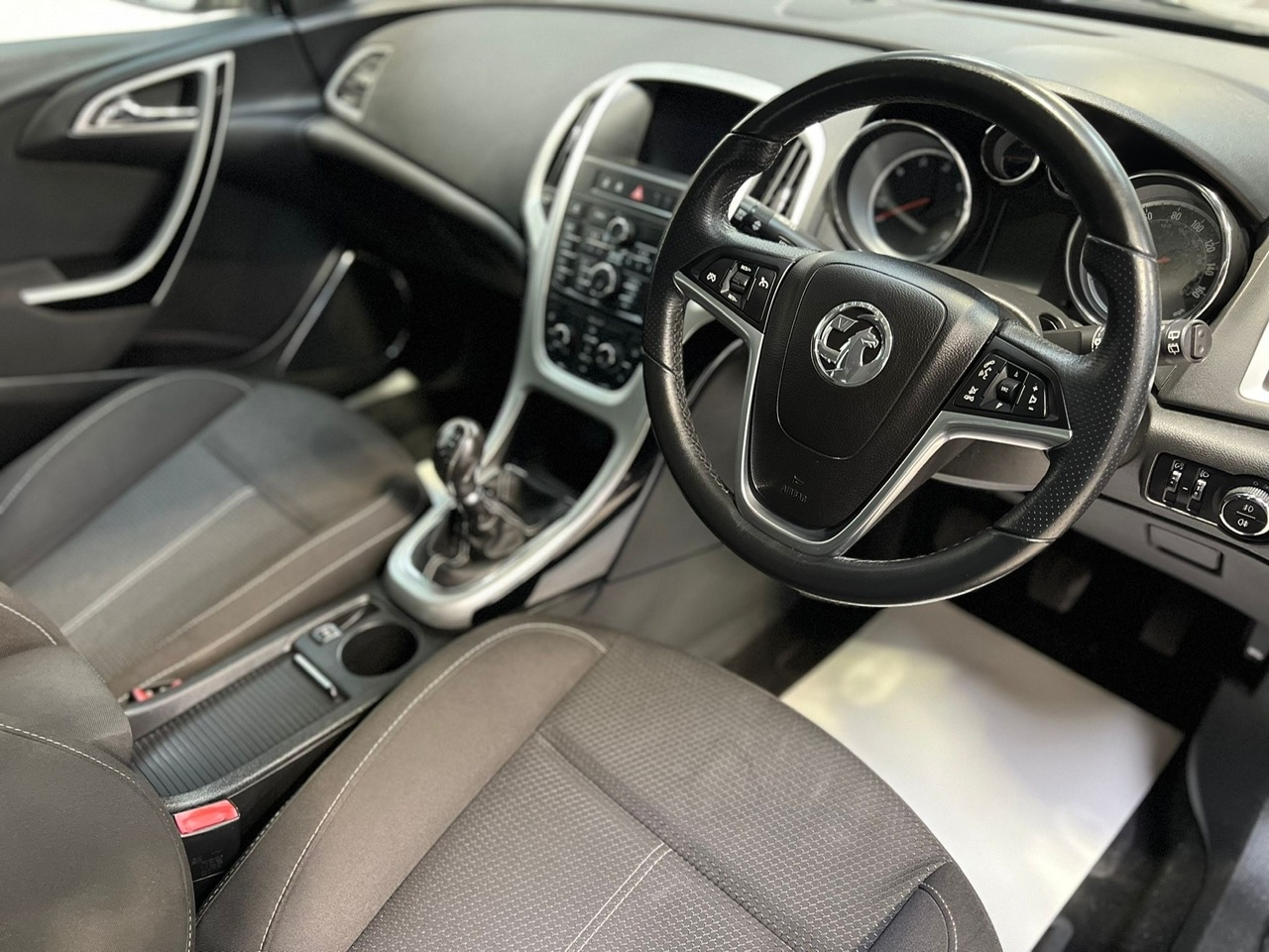 Used Vauxhall Astra 2011 for sale - 76694387: Photo 10