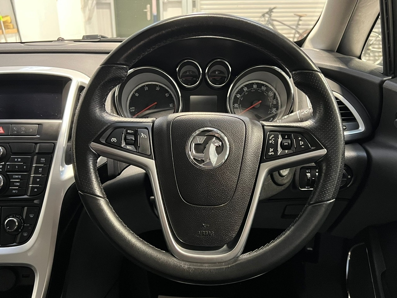 Used Vauxhall Astra 2011 for sale - 76694387: Photo 14