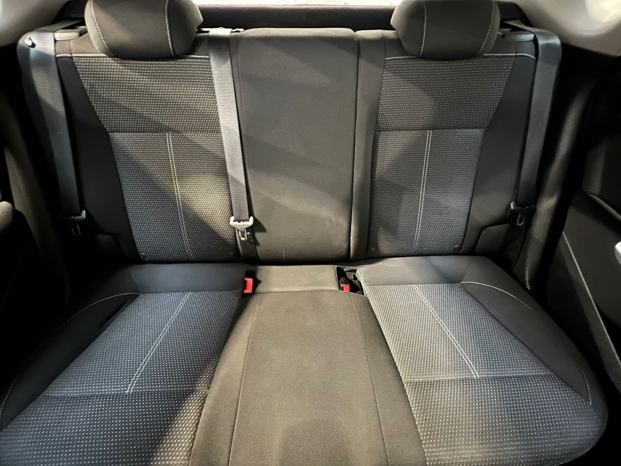 Used Vauxhall Astra 2011 for sale - 76694387: Photo 26