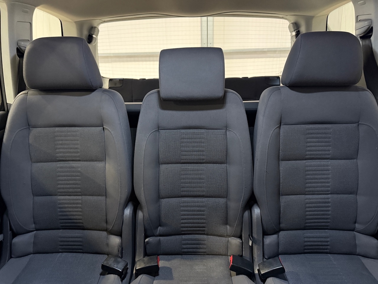 Used Volkswagen Touran 2009 for sale - 76906144: Photo 28